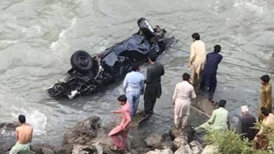 مظفر آباد: کار دریائے نیلم میں گرنے سےایک ہی خاندان کے 4 افراد جاں بحق