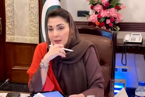 مریم نواز نے بیوروکریسی اور پولیس میں سیاسی تقرریوں سے انکار کردیا،وجہ کیا بنی ؟جان کر آپ بھی دنگ رہ جائیںگے